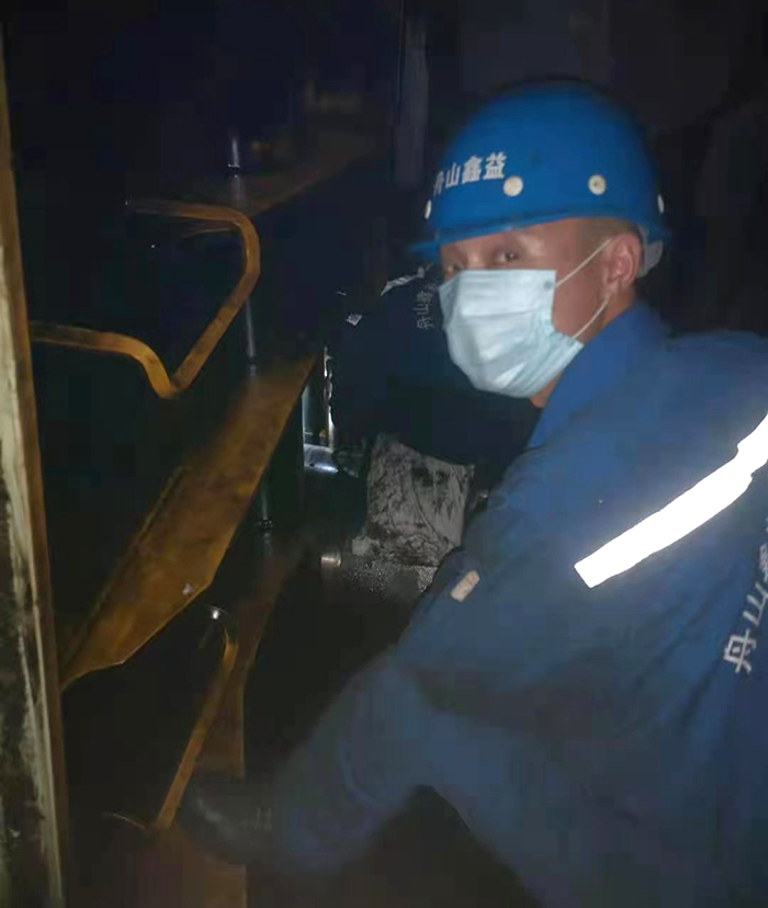 维修二冲程柴油机