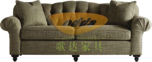 美式沙发 美式沙发最大的魅力是非常松软舒适,让人坐在其中感觉像被温柔地环抱住一般。目前许多沙发已经全部由框架加不同硬度的海绵制成。而许多美式沙发座仍在使用弹簧加海绵的设计,这使得这种沙发十分结实耐用。 日式沙发 日式沙发最大的特点要数它的成栅栏状的小扶手和矮小的设计。