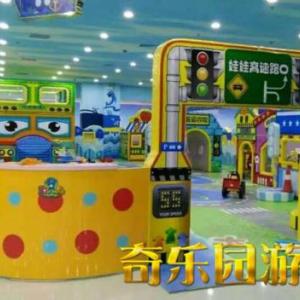 娃娃高速路口