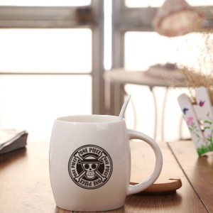 黑白陶瓷水杯