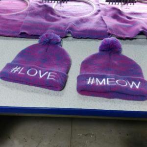 紫色字母針織帽