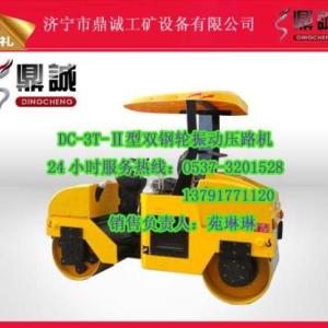 看過來！座駕式三噸柴油壓路機
