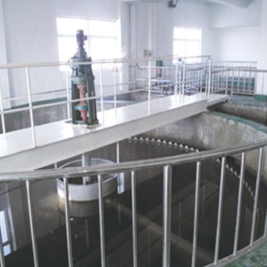 中心傳動(dòng)刮泥機(jī)