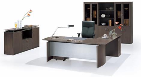 辦公桌生產(chǎn)