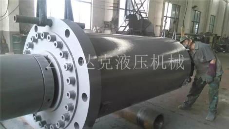 壓力機油缸