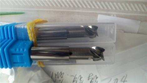 整體硬質(zhì)合金銑刀