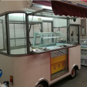 移動店房車