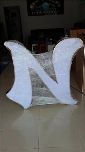 LED顯示屏廠家 LED顯示屏廠家地址 鑫環(huán)宇供