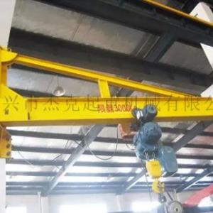 壁式旋臂起重機