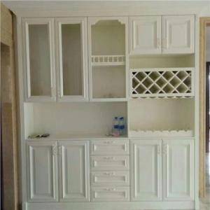 福州推拉門吸塑門批發華偉教你選：陽臺、客廳要不要安裝推拉門？