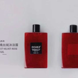 燕窩玫瑰絲絨沐浴露
