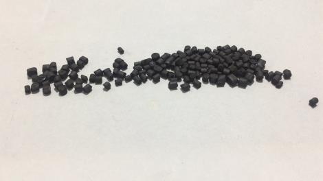 塑磁顆粒