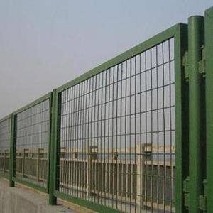 護(hù)欄絲網(wǎng)