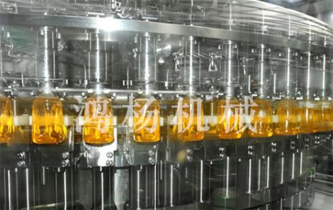 熱灌裝吹灌旋一體機