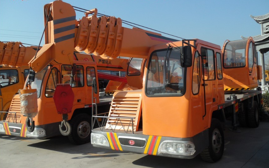 10吨小吊车