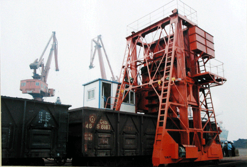 悬链斗卸船机在印尼电厂煤炭进口码头工程中的应用