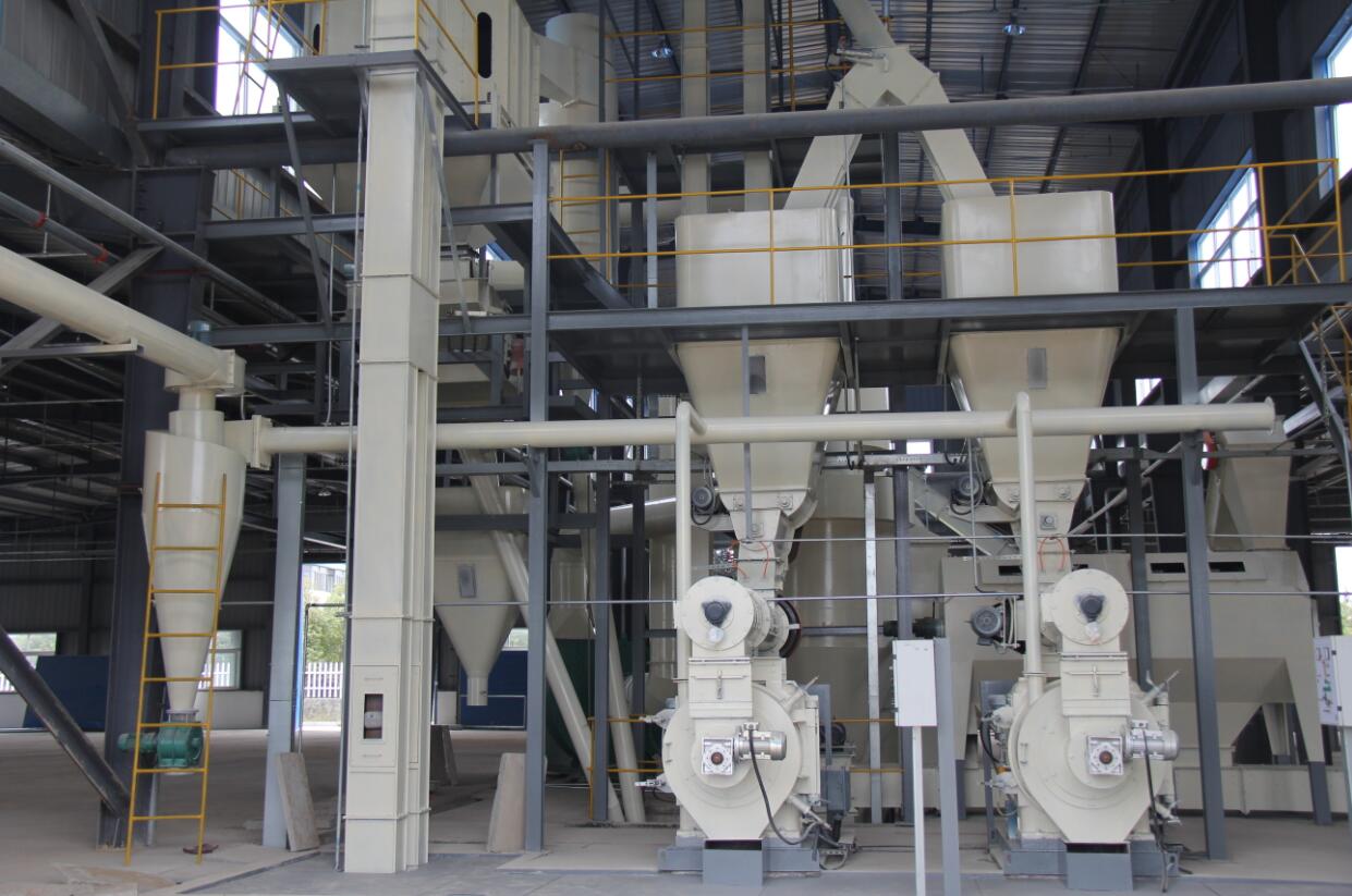 首页 生物质颗粒生产线  生物质颗粒生产线 产品分类 联系人:张春兰