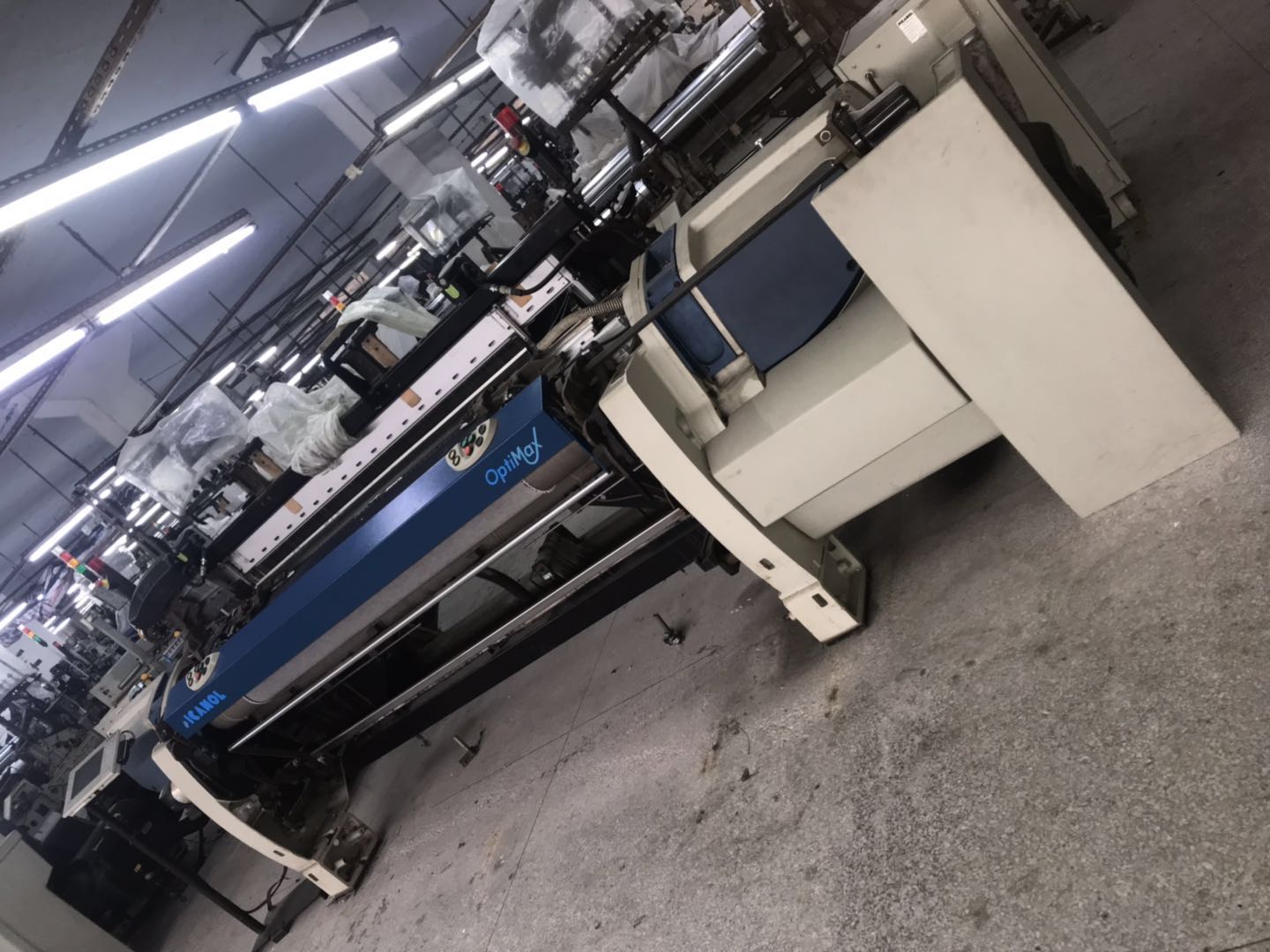 必佳乐二手剑杆织机