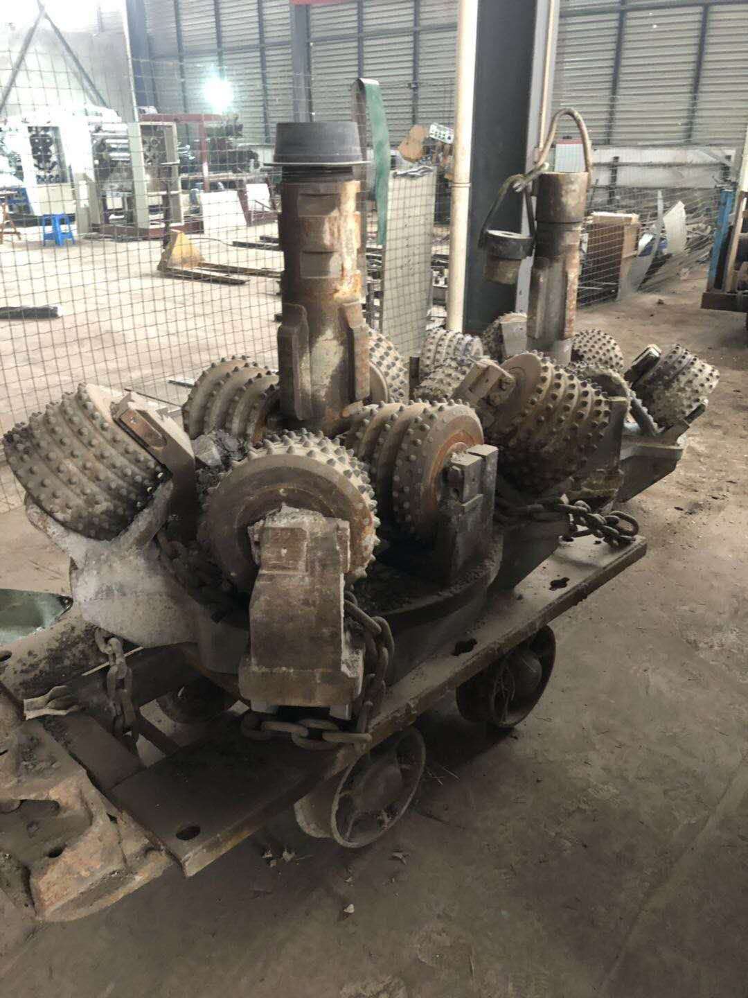 淮北市玉勤建筑装饰工程有限公司 产品中心 >反井钻头哪家好 (1)钻机